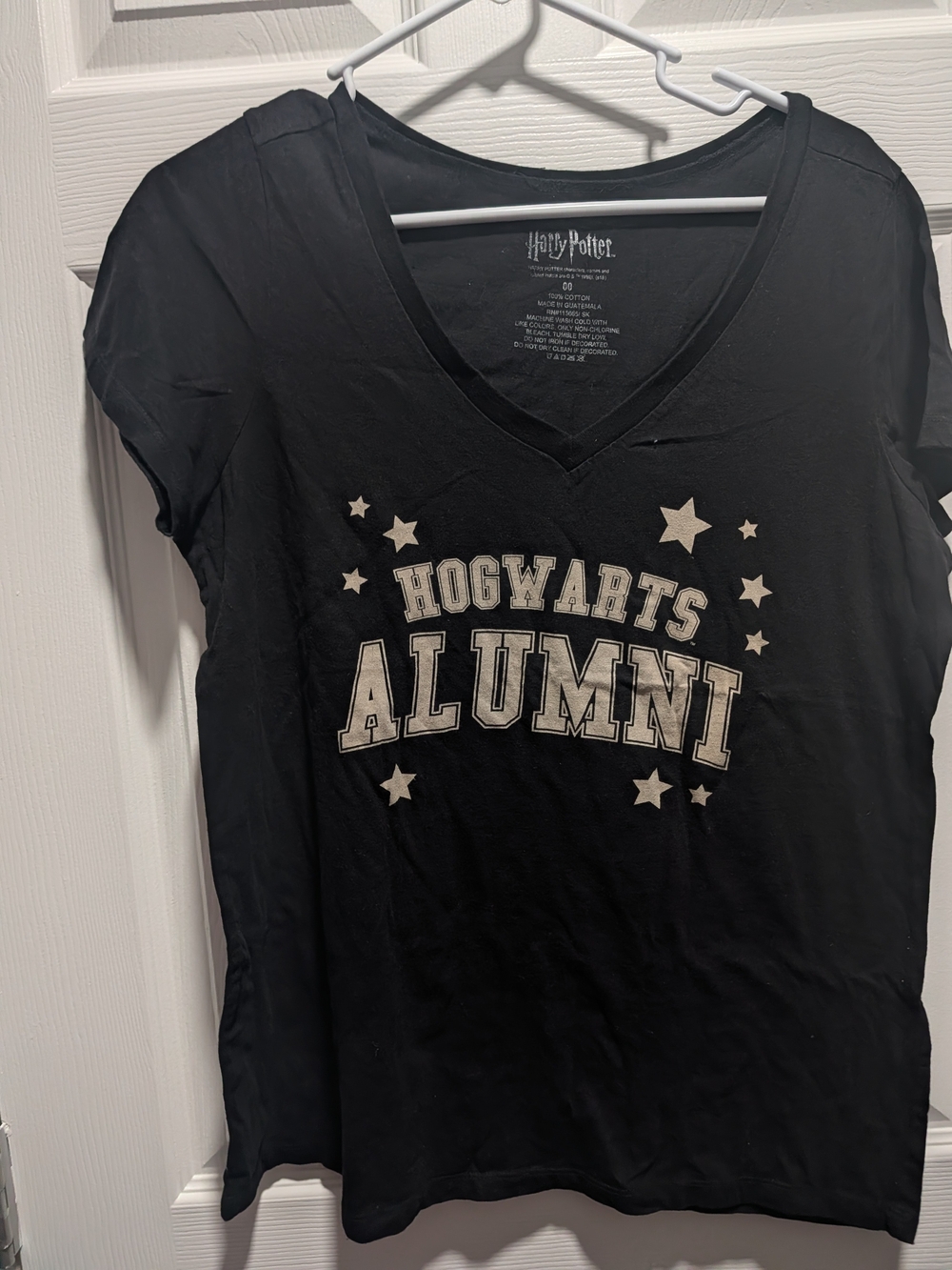 Warner Bros. Hogwarts Alumni Black V-Neck Tee